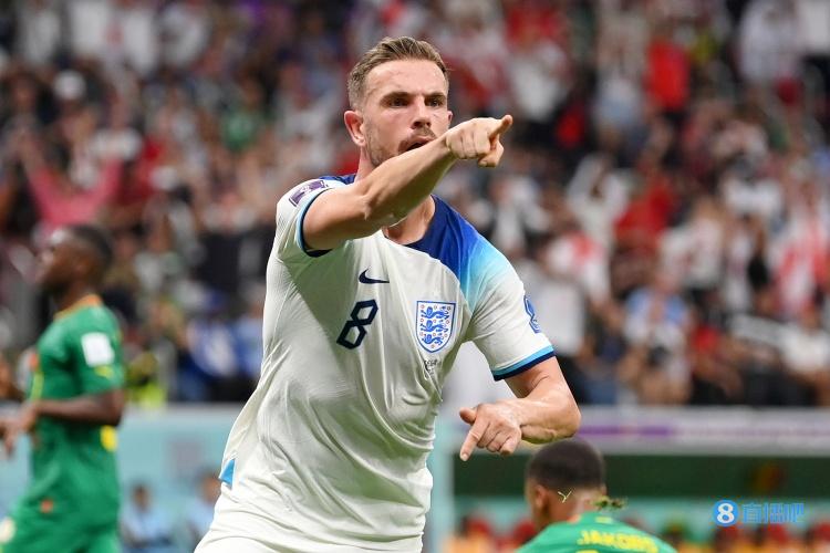 Southgate was criticized by the LGBT group when talking about Henderson transfer: he has not changed, and the world is very complicated.